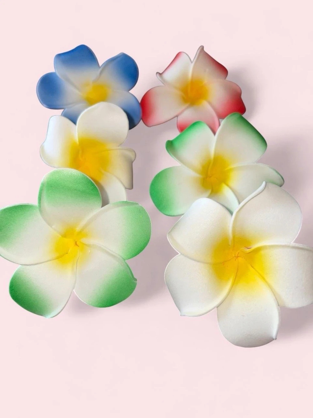 6 Hawaiian flower hair clips #hawaiian #beachy #summer